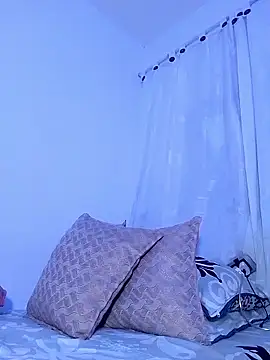 Snapshot of karlablue_ chatting on 11-28-25, 10:23 karlablue online show from 11-28-25, 10:23