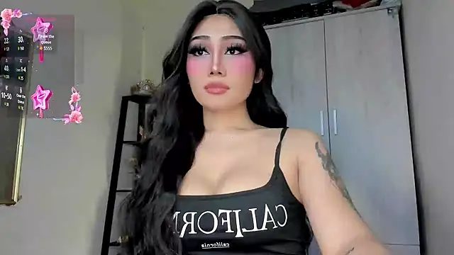 Snapshot of Icon1c_LiLy chatting on 09-28-25, 05:51 Icon1c LiLy online show from 09-28-25, 05:51