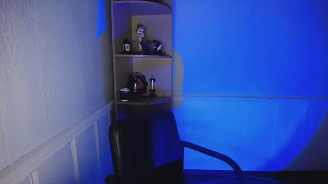 JosieJun  online show from 10-28-25, 06:21