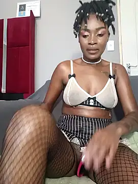 Snapshot of HoneyDropsX chatting on 11-21-25, 01:21 HoneyDropsX online show from 11-21-25, 01:21