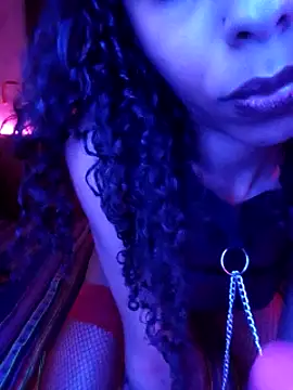 Snapshot of KatyNasty chatting on 09-24-25, 05:33 KatyNasty online show from 09-24-25, 05:33