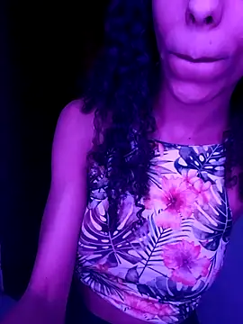 Snapshot of KatyNasty chatting on 10-03-25, 02:25 KatyNasty online show from 10-03-25, 02:25