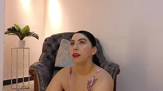 niky smit online show from 11-24-25, 10:48