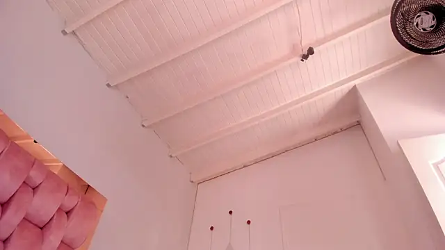 Snapshot of swt-booty chatting on 09-10-25, 06:08 swt-booty online show from 09-10-25, 06:08