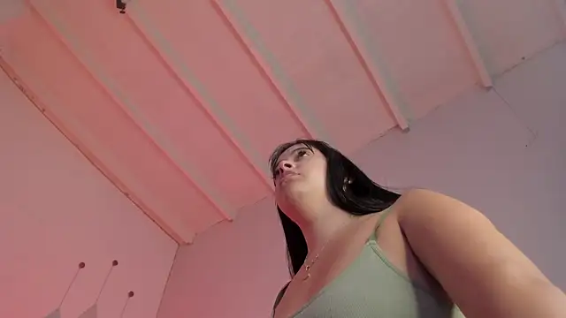 Snapshot of swt-booty chatting on 11-14-25, 06:17 swt-booty online show from 11-14-25, 06:17