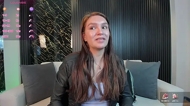 Snapshot of miataylorr1 chatting on 12-16-24, 01:32 miataylorr1 online show from 12-16-24, 01:32