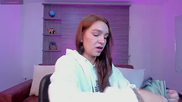 Snapshot of miataylorr1 chatting on 01-16-25, 01:04 miataylorr1 online show from 01-16-25, 01:04