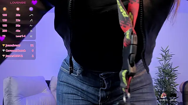 Snapshot of miataylorr1 chatting on 02-05-25, 06:26 miataylorr1 online show from 02-05-25, 06:26