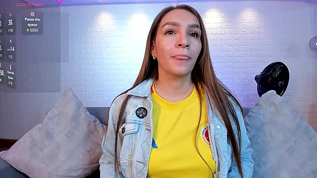 Snapshot of miataylorr1 chatting on 09-09-25, 12:26 miataylorr1 online show from 09-09-25, 12:26