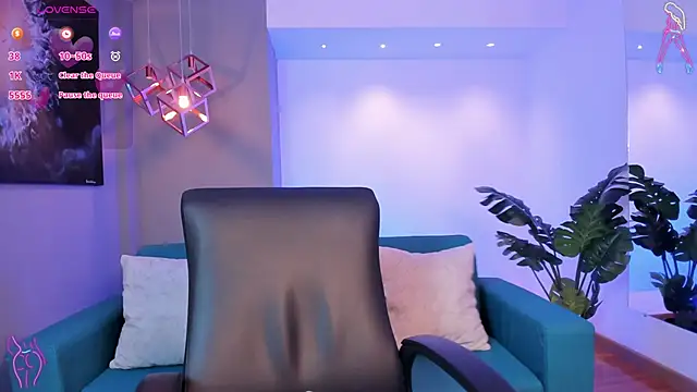 Snapshot of miataylorr1 chatting on 11-24-25, 11:43 miataylorr1 online show from 11-24-25, 11:43