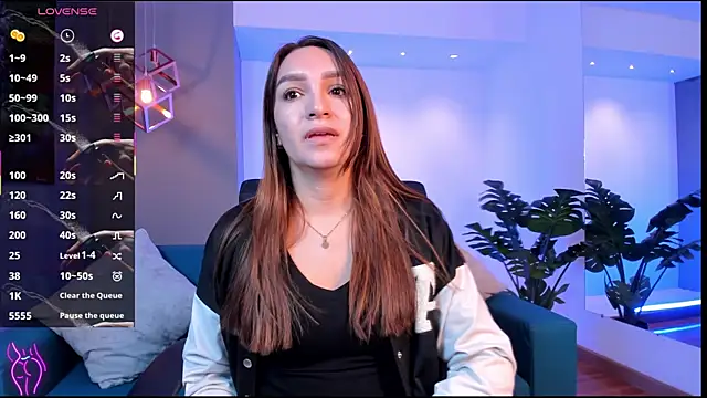 Snapshot of miataylorr1 chatting on 11-29-25, 11:13 miataylorr1 online show from 11-29-25, 11:13