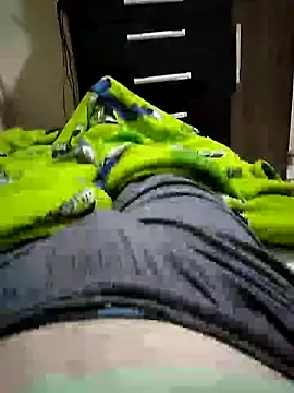 Snapshot of shiiank chatting on 05-15-26, 03:02 shiiank online show from 05-15-26, 03:02