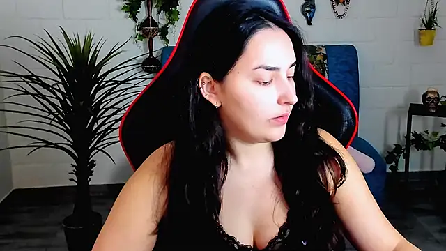 CeceliaJohnson online show from 11-14-25, 08:02