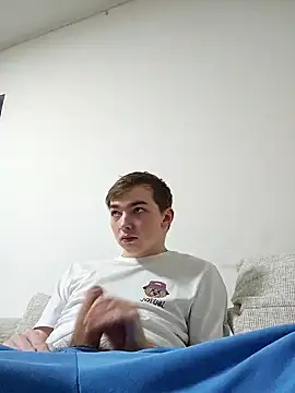 Snapshot of BigJuicy18cm chatting on 02-06-25, 11:15 BigJuicy18cm online show from 02-06-25, 11:15