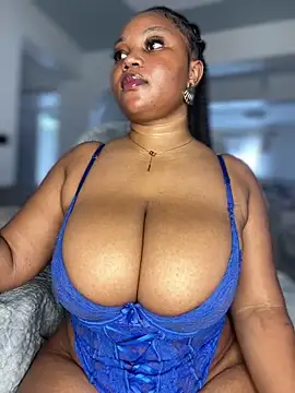 Hyra Ari online show from 03-04-26, 10:32