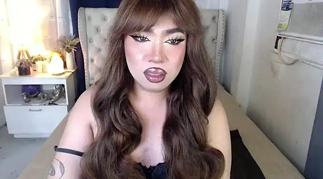 Snapshot of RebecaNextToYou chatting on 12-27-24, 05:59 RebecaNextToYou online show from 12-27-24, 05:59