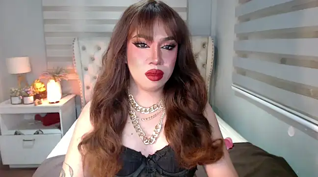 Snapshot of RebecaNextToYou chatting on 02-05-25, 05:20 RebecaNextToYou online show from 02-05-25, 05:20