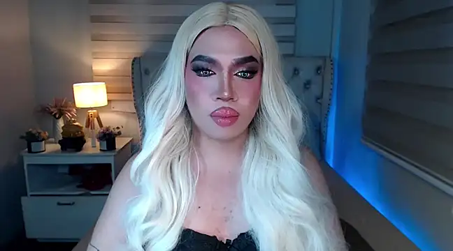 Snapshot of RebecaNextToYou chatting on 02-12-25, 05:37 RebecaNextToYou online show from 02-12-25, 05:37