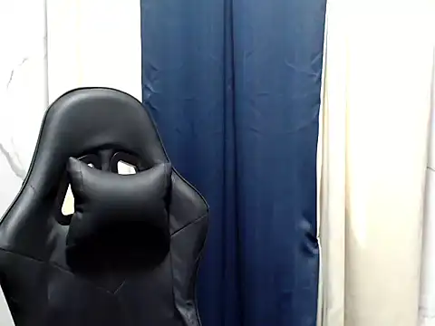 Snapshot of _Bellatrixy_ chatting on 04-11-26, 12:59 Bellatrixy online show from 04-11-26, 12:59