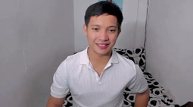 Snapshot of xSebastian19 chatting on 12-16-24, 10:13 xSebastian19 online show from 12-16-24, 10:13