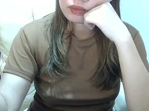    zurIII09  online show from 10-23-25, 08:57