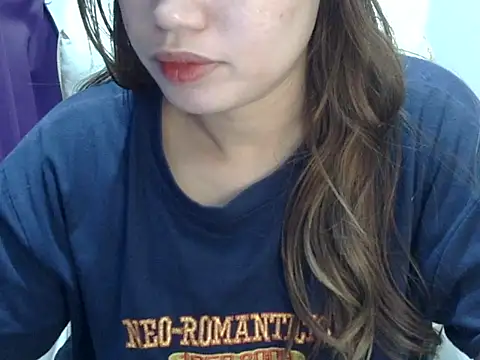    zurIII09  online show from 02-22-26, 10:36