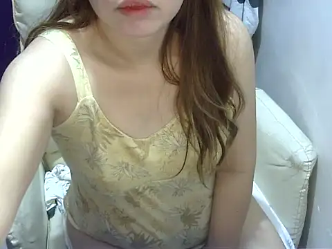    zurIII09  online show from 04-28-26, 07:24