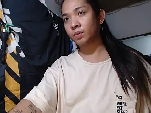 Snapshot of Valentinasbody chatting on 09-21-25, 05:47 Valentinasbody online show from 09-21-25, 05:47