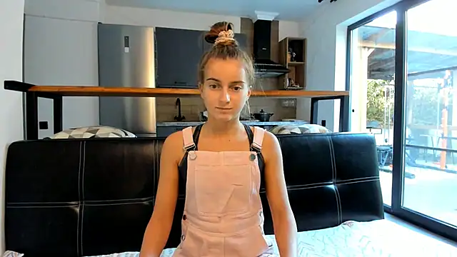 Snapshot of ElizSweet chatting on 12-03-25, 11:41 ElizSweet online show from 12-03-25, 11:41