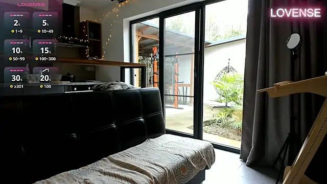 ElizSweet online show from 03-31-26, 09:32