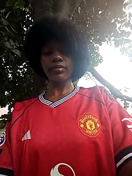 Petite li online show from 02-15-26, 07:51