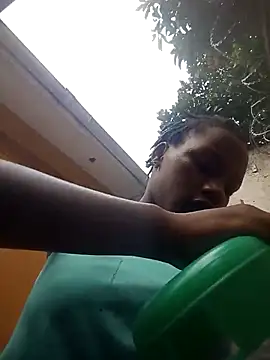 Petite li online show from 02-26-26, 05:28