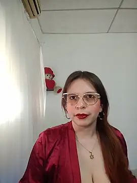 lorenitabella online show from 05-27-26, 09:12