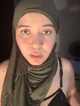 MatchedEyebrow online show from 11-25-25, 08:53