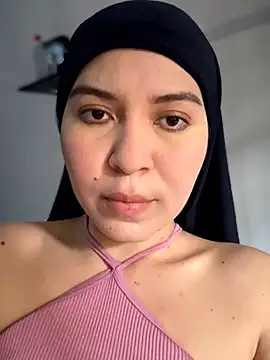 MatchedEyebrow online show from 04-10-26, 08:35