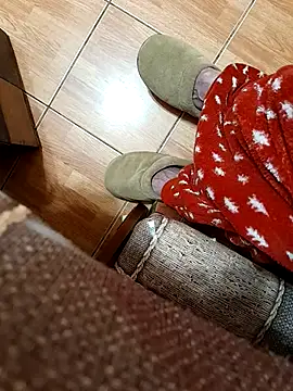 feet toes online show from 03-16-25, 12:56