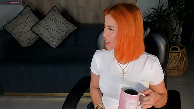 Snapshot of MadelineFox chatting on 09-09-25, 07:52 MadelineFox online show from 09-09-25, 07:52