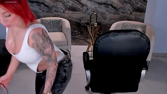 MadelineFox online show from 02-24-26, 08:34