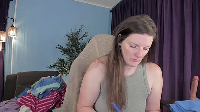 Kelly Carolina online show from 04-22-26, 11:34