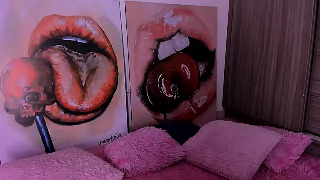 sofiaa snoww online show from 12-22-24, 01:23