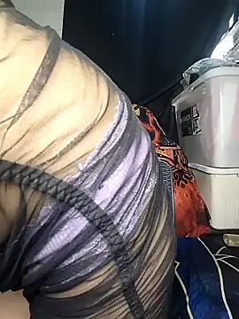  Shimmerlyn  online show from 03-06-26, 06:32