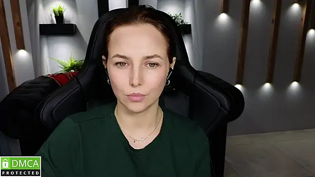 Snapshot of Mira_Mermayd chatting on 12-22-24, 04:17 Mira Mermayd online show from 12-22-24, 04:17