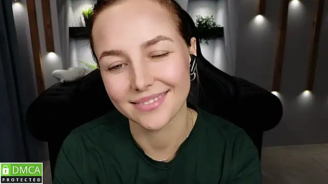 Snapshot of Mira_Mermayd chatting on 12-22-24, 07:22 Mira Mermayd online show from 12-22-24, 07:22