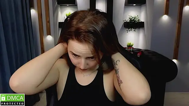 Snapshot of Mira_Mermayd chatting on 12-28-24, 04:30 Mira Mermayd online show from 12-28-24, 04:30