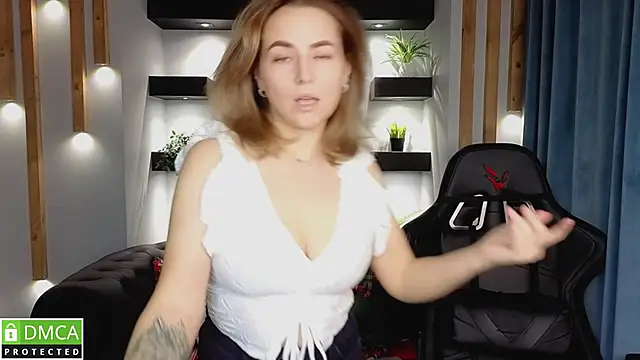 Snapshot of Mira_Mermayd chatting on 01-03-25, 11:14 Mira Mermayd online show from 01-03-25, 11:14