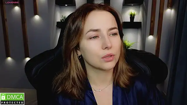 Snapshot of Mira_Mermayd chatting on 01-16-25, 12:53 Mira Mermayd online show from 01-16-25, 12:53