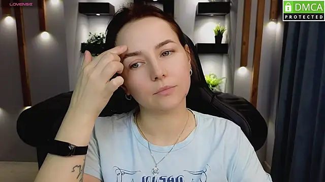 Snapshot of Mira_Mermayd chatting on 02-09-25, 07:16 Mira Mermayd online show from 02-09-25, 07:16