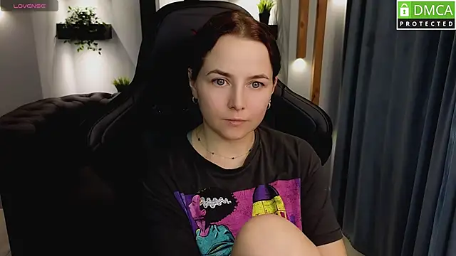 Snapshot of Mira_Mermayd chatting on 02-25-25, 11:19 Mira Mermayd online show from 02-25-25, 11:19