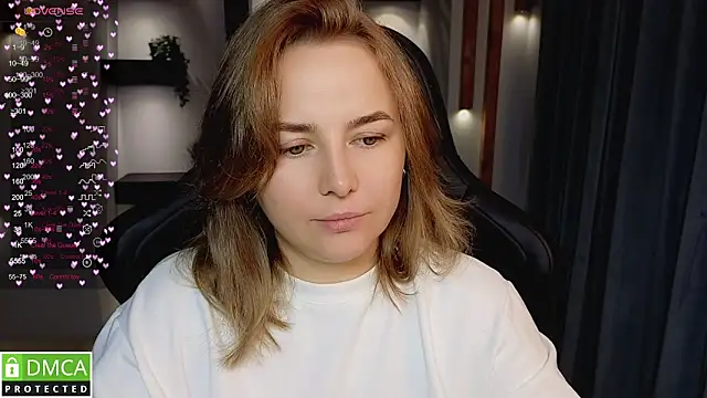 Snapshot of Mira_Mermayd chatting on 09-17-25, 10:06 Mira Mermayd online show from 09-17-25, 10:06