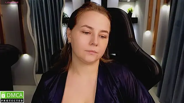 Snapshot of Mira_Mermayd chatting on 10-17-25, 08:06 Mira Mermayd online show from 10-17-25, 08:06